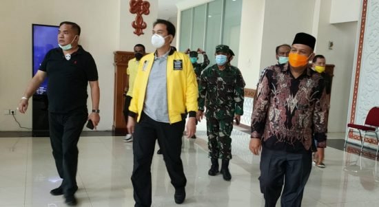 Wakil Ketua DPR RI Azis Syamsuddin saat berkunjung ke Provinsi Aceh