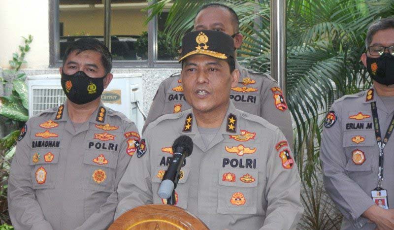 Empat Pengikut Rizieq Shihab Diburu
