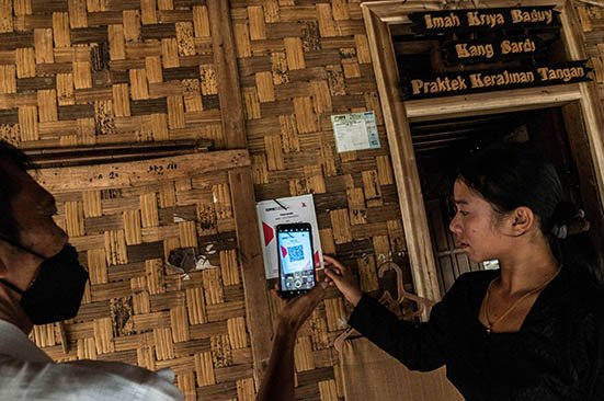 Pemerintah Dukung IKM Go Digital untuk Permudah Proses Jual Beli