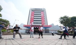 lomba-17-fIiPG